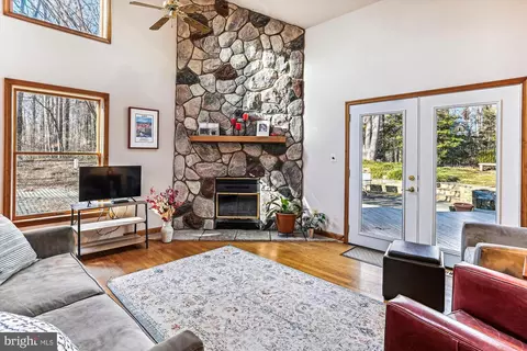 128 Claiborne Rd, Edgewater, MD 21037 photo 14