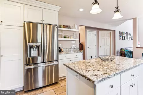128 Claiborne Rd, Edgewater, MD 21037 photo 7