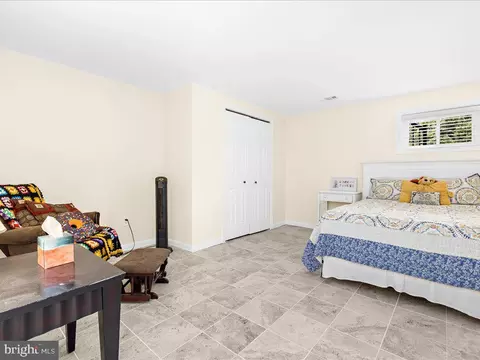 Bedroom - 8195 Old Mill Rd, Pasadena, MD 21122 photo 8 of 9