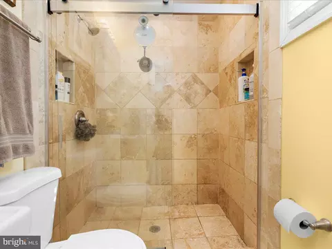 Bath - 8195 Old Mill Rd, Pasadena, MD 21122 photo 2 of 4
