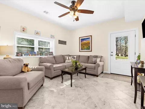 Living - 8195 Old Mill Rd, Pasadena, MD 21122 photo 9 of 9