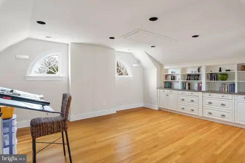 Other - 8 N Acton Pl, Annapolis, MD 21401 photo 4 of 8