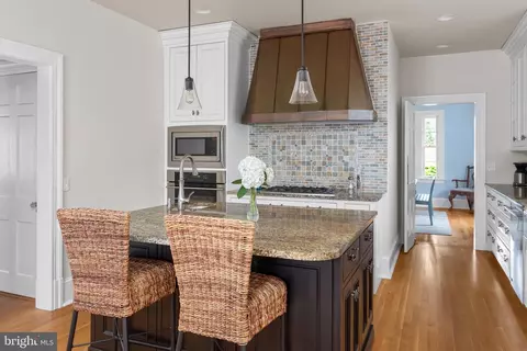 Kitchen - 8 N Acton Pl, Annapolis, MD 21401 photo 1 of 4