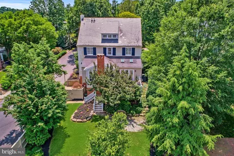 Exterior - 8 N Acton Pl, Annapolis, MD 21401 photo 3 of 3