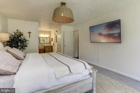 Bedroom - 6310 Westmont Ct, Dunkirk, MD 20754 photo 6 of 14