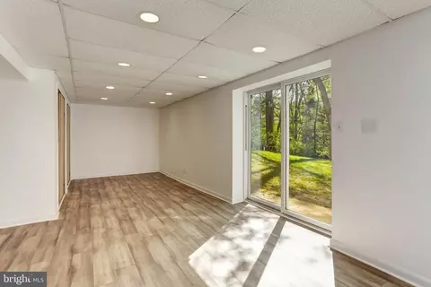 Living - 6310 Westmont Ct, Dunkirk, MD 20754 photo 10 of 10