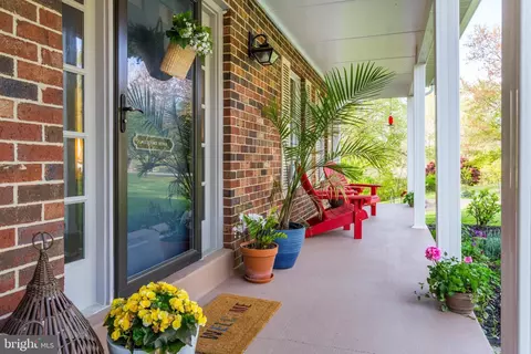 Exterior - 6310 Westmont Ct, Dunkirk, MD 20754 photo 8 of 18