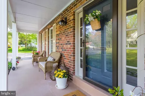 Exterior - 6310 Westmont Ct, Dunkirk, MD 20754 photo 7 of 18