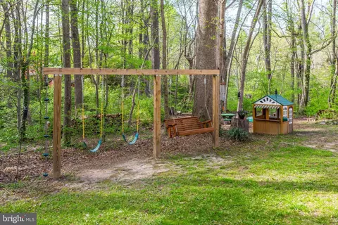 Exterior - 6310 Westmont Ct, Dunkirk, MD 20754 photo 13 of 18