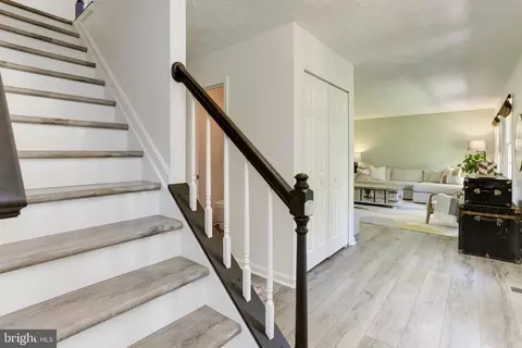 Entry Way - 6310 Westmont Ct, Dunkirk, MD 20754 photo 4 of 4