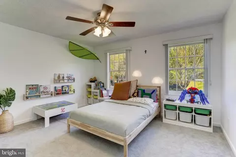Bedroom - 6310 Westmont Ct, Dunkirk, MD 20754 photo 10 of 14