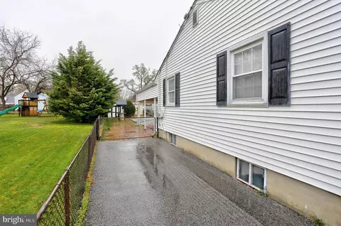 Exterior - 252 Asbury Rd, Pasadena, MD 21122 photo 13 of 14