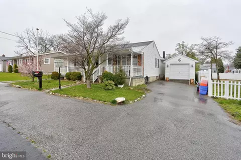 Exterior - 252 Asbury Rd, Pasadena, MD 21122 photo 3 of 14