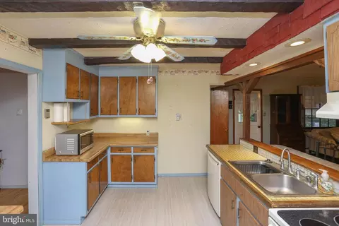 Kitchen - 252 Asbury Rd, Pasadena, MD 21122 photo 1 of 1
