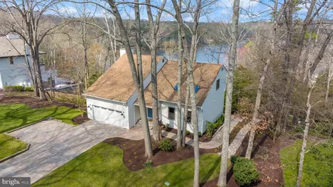 956 Indian Landing Rd, Millersville, MD 21108