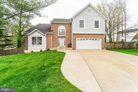1001 Ice Crystal Ct, Odenton, MD 21113