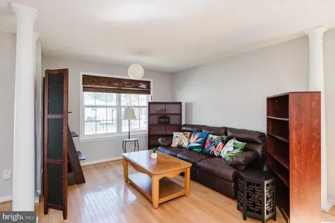 Living - 7618 Beach Dr, Pasadena, MD 21122 photo 1 of 5