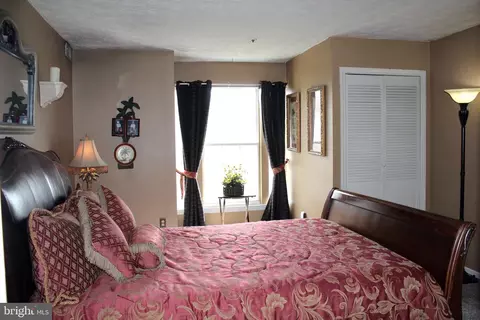 Bedroom - 861 Deering Rd #9G, Pasadena, MD 21122 photo 2 of 6