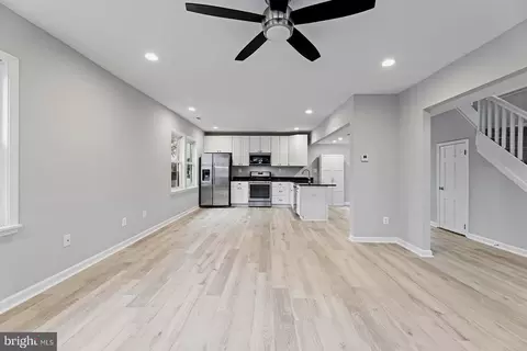 Kitchen - 10 6th Ave, Baltimore Highlands, MD 21225 photo 2 of 2