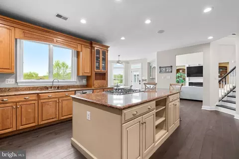 Kitchen - 1604 Bay Head Rd, Annapolis, MD 21409 photo 2 of 6