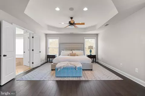 Bedroom - 1604 Bay Head Rd, Annapolis, MD 21409 photo 4 of 10