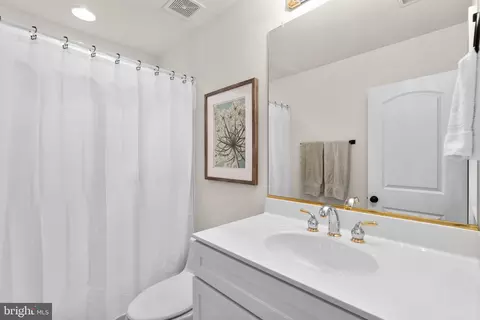 Bath - 1604 Bay Head Rd, Annapolis, MD 21409 photo 11 of 11