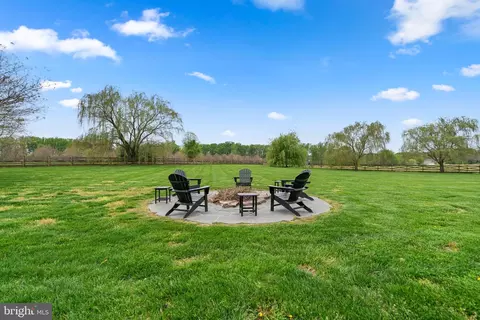 Exterior - 1604 Bay Head Rd, Annapolis, MD 21409 photo 18 of 20