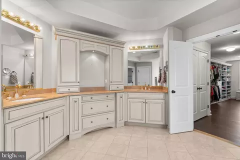Bath - 1604 Bay Head Rd, Annapolis, MD 21409 photo 4 of 11