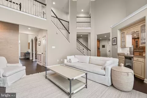 Living - 1604 Bay Head Rd, Annapolis, MD 21409 photo 3 of 9