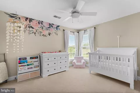 Bedroom - 1604 Bay Head Rd, Annapolis, MD 21409 photo 8 of 10