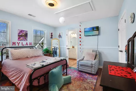 Bedroom - 611 Havenhill Rd, Edgewater, MD 21037 photo 6 of 13