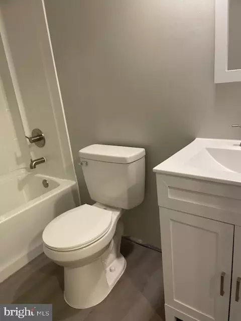Bath - 1873 Eagle Ct #2, Severn, MD 21144 photo 6 of 7