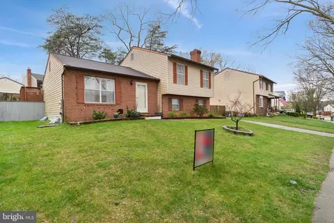 717 Stafford Hill Dr, Glen Burnie, MD 21061