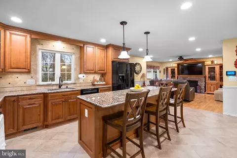 Kitchen - 403 Kokomo Ct, Laurel, MD 20724 photo 3 of 5