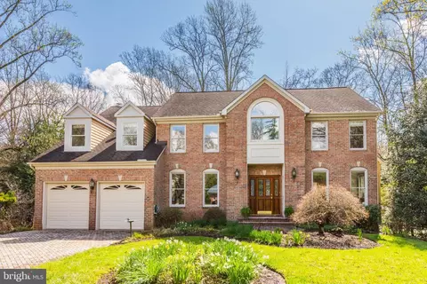 907 Stonington Ct, Arnold, MD 21012