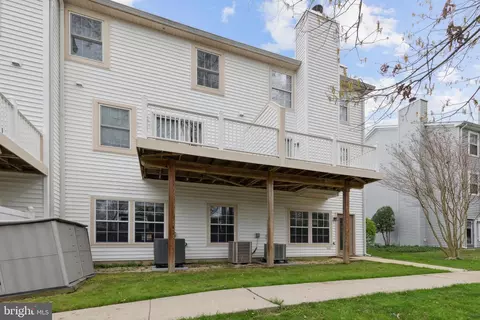 Exterior - 1606 Fallowfield Ct, Crofton, MD 21114 photo 8 of 9