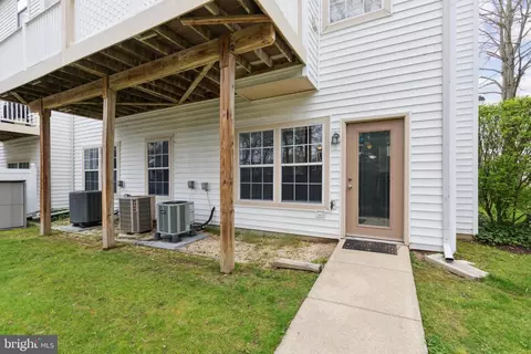 Exterior - 1606 Fallowfield Ct, Crofton, MD 21114 photo 5 of 9