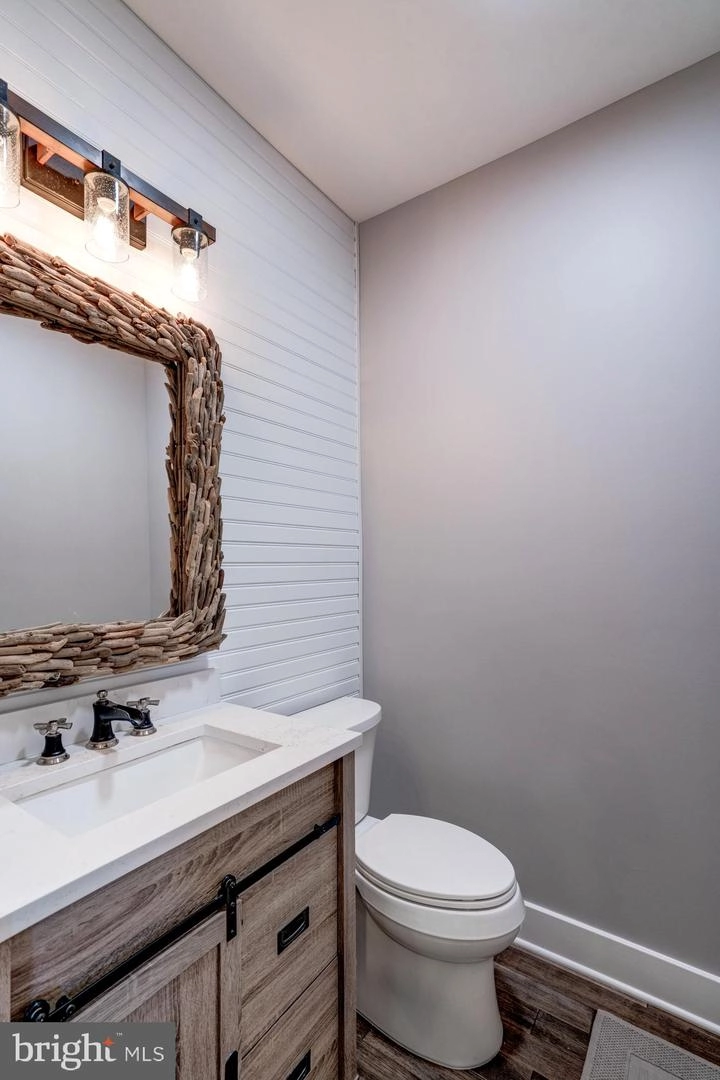 Bath - 1831 Cremen Rd, Pasadena, MD 21122 photo 2 of 2