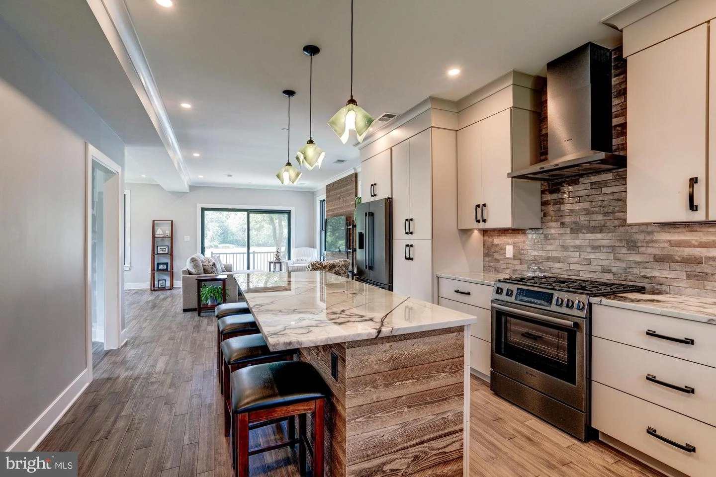 Kitchen - 1831 Cremen Rd, Pasadena, MD 21122 photo 13 of 13
