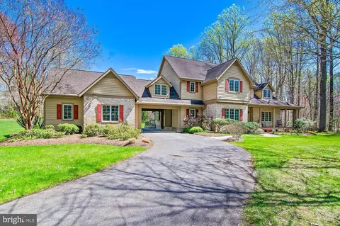 1803 Tabor Dr, Gambrills, MD 21054