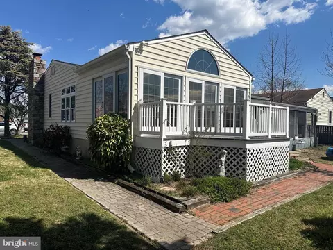 Exterior - 8418 Bedford Rd, Pasadena, MD 21122 photo 3 of 14