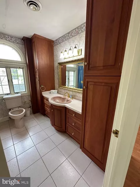 Bath - 8418 Bedford Rd, Pasadena, MD 21122 photo 1 of 4