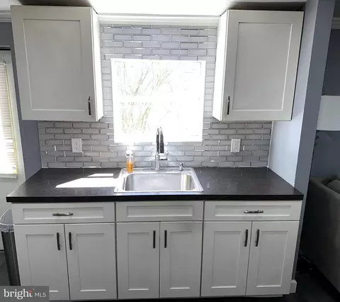 481 Keith Rd, Lothian, MD 20711 photo 6