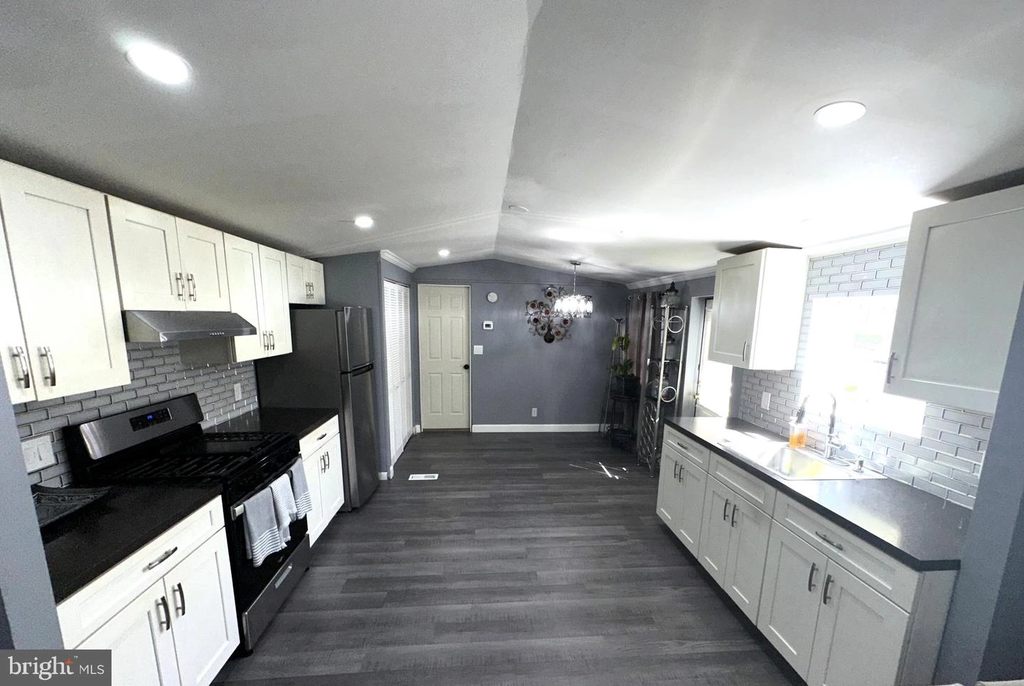 481 Keith Rd, Lothian, MD 20711 photo 2