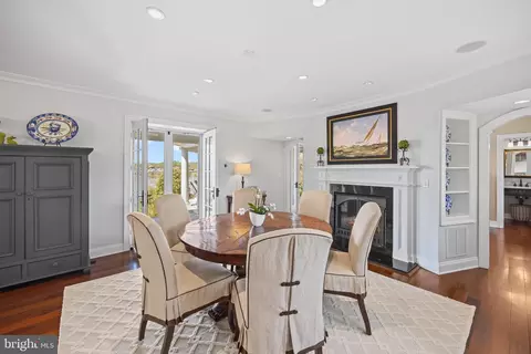 Dining - 400 Joyce Ln W, Arnold, MD 21012 photo 1 of 2