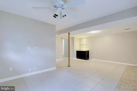 Living - 1410 Pennington Ct, Edgewater, MD 21037 photo 7 of 7