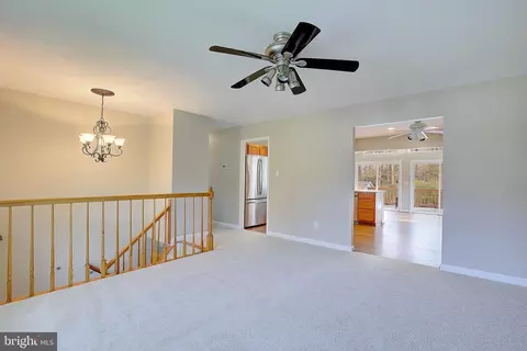 Living - 1410 Pennington Ct, Edgewater, MD 21037 photo 1 of 7