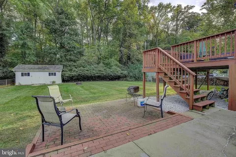 Exterior - 1410 Pennington Ct, Edgewater, MD 21037 photo 4 of 6