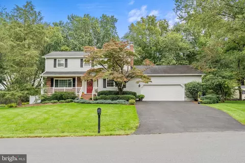 1515 Marco Dr, Pasadena, MD 21122