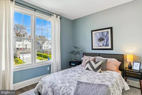 Bedroom - 4 B Constitution Ave, Annapolis, MD 21401 photo 5 of 13